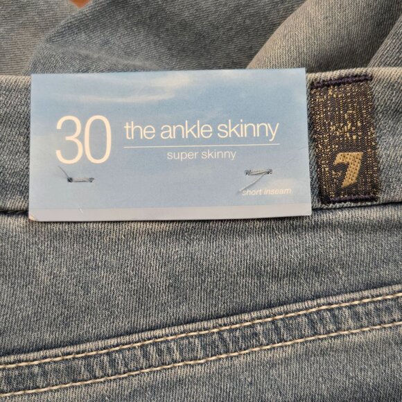 7 For All Mankind Maple Mid Rise Raw Edge Hem Cropped Skinny Jeans Size 30 NWT - Picture 10 of 12